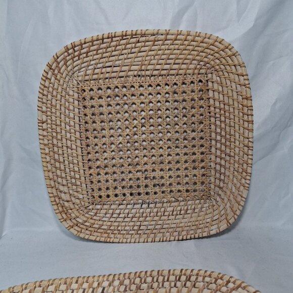 Lot of 4 Wicker Rattan Paper Plate Holder 13" Square Tray, Decor Natural Cottage - Picture 2 of 8
